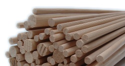 Dřevěné tyčky vroubkované 80cm/10ks průměr: 10 mm